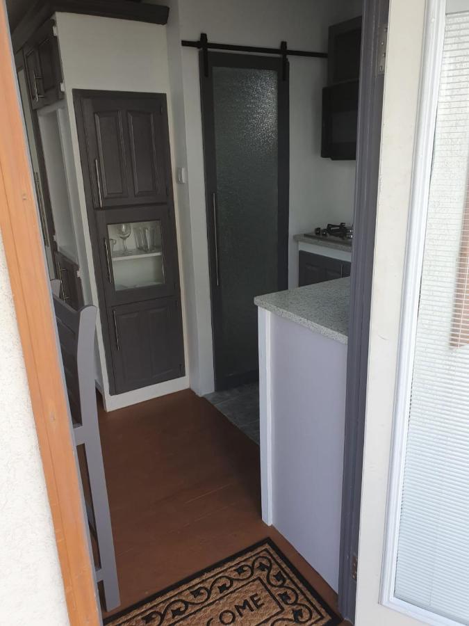 Devachan Apartments Μπριτζτάουν Εξωτερικό φωτογραφία