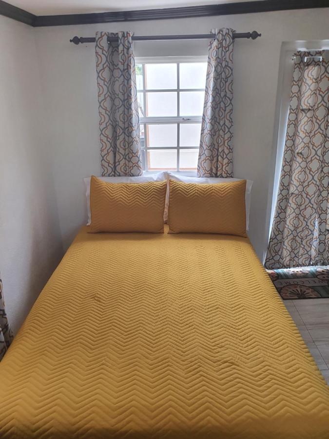 Devachan Apartments Μπριτζτάουν Εξωτερικό φωτογραφία