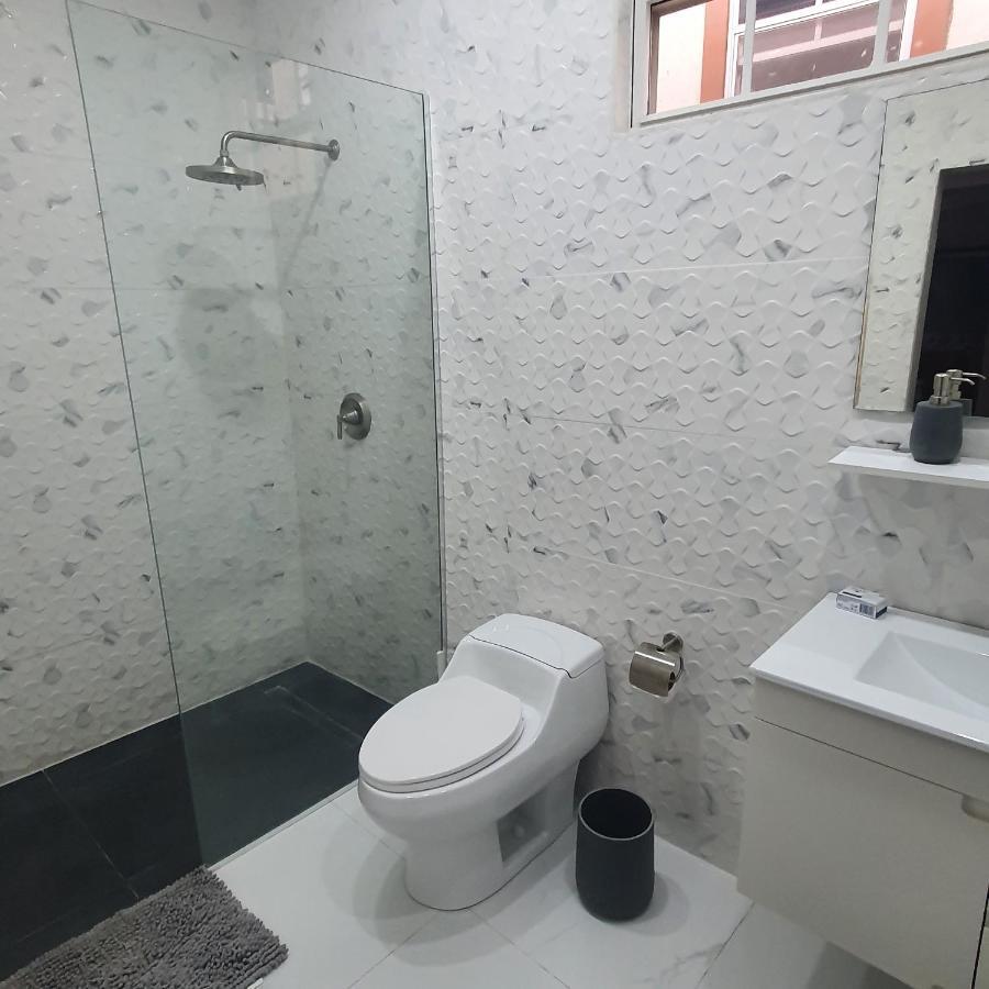 Devachan Apartments Μπριτζτάουν Εξωτερικό φωτογραφία