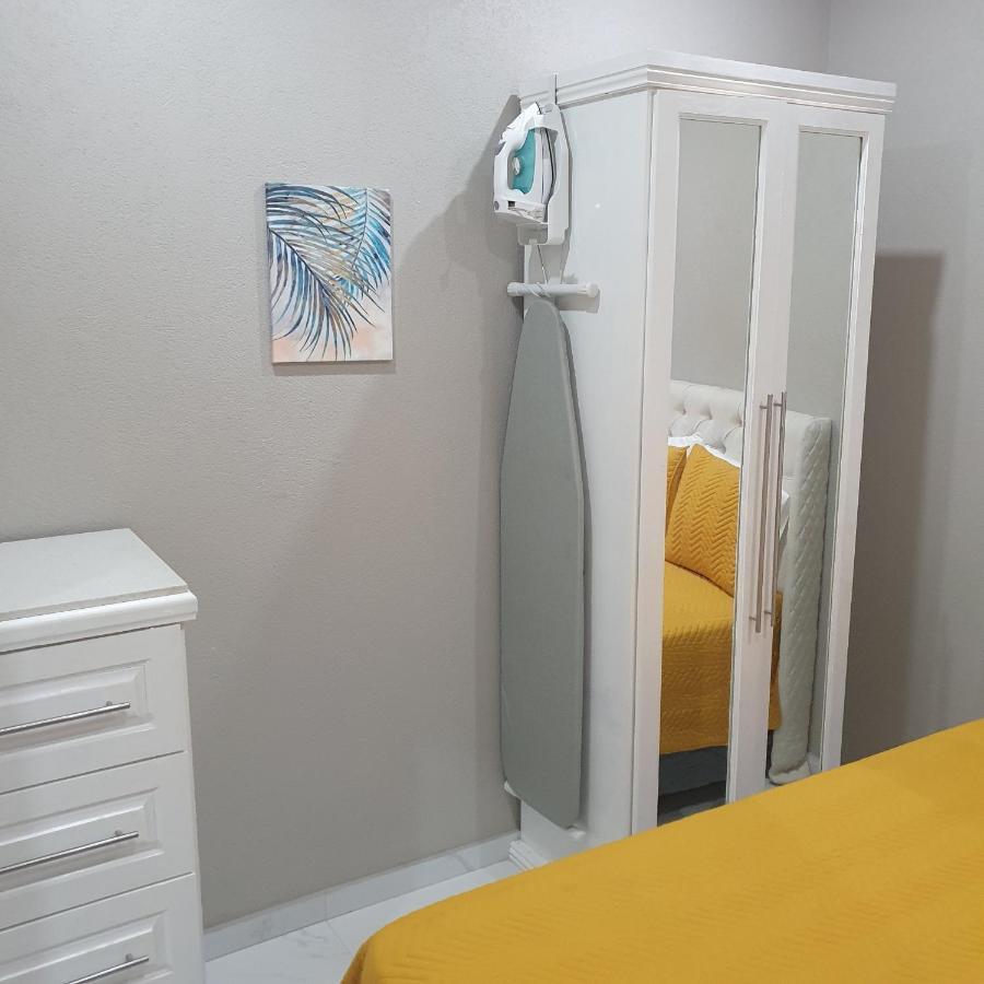 Devachan Apartments Μπριτζτάουν Εξωτερικό φωτογραφία